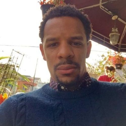 House Sitter Provider 's Profile Picture