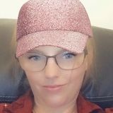 Howdy, Im Nicole and love to clean!
