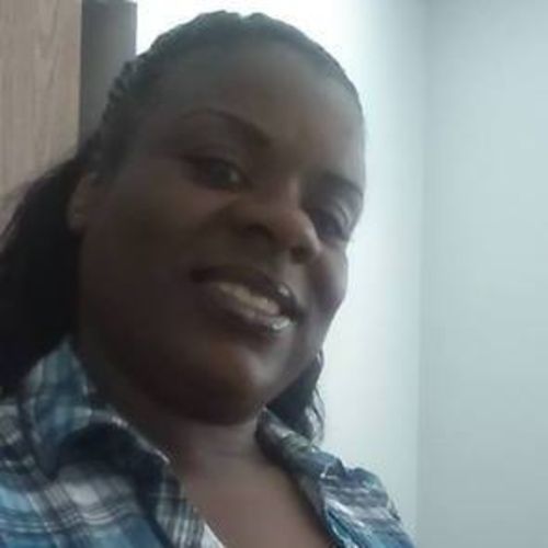 Housekeeper Provider Dereatrice Flowers's Profile Picture