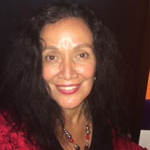 House Sitter Provider Estaire Godinez's Profile Picture
