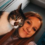 Hi, i am in the Webster area. I am available throughout the summer to pet sit, walk, and play with your fur babies.