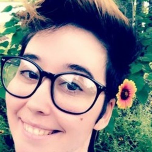 House Sitter Provider Elizabeth C's Profile Picture
