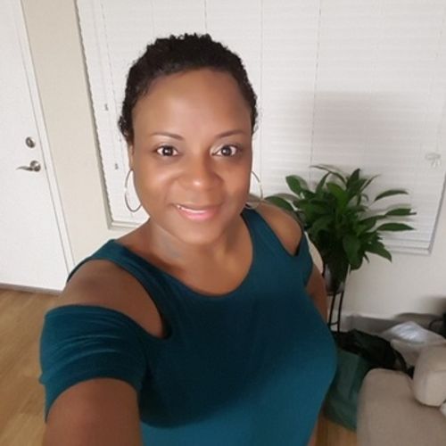 House Sitter Provider Evonne M's Profile Picture