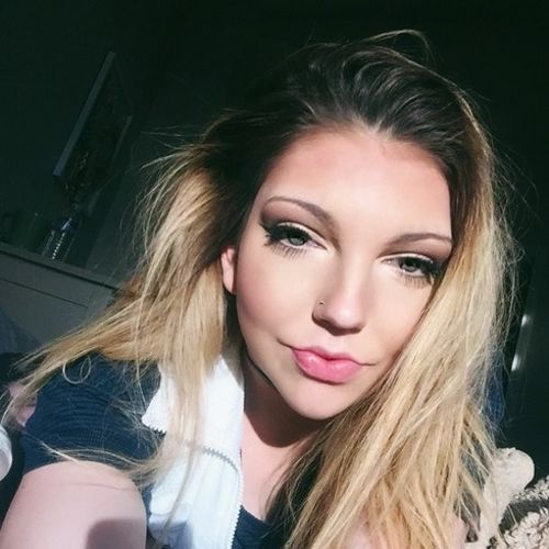 Housekeeper Provider Desi Jacobson's Profile Picture