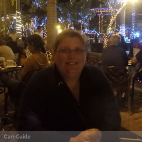 Canadian Nanny Provider Megan W's Profile Picture