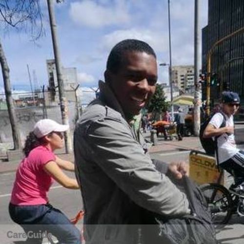 Housekeeper Provider Hector Fabio H's Profile Picture