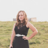 Bowden and Surrounding Areas Nanny/Babysitter