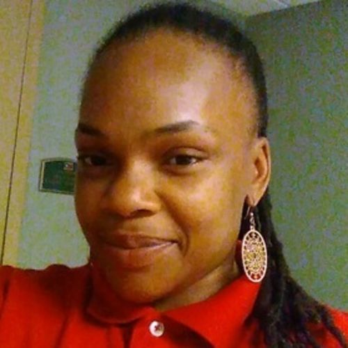 Housekeeper Provider Lanita Holloman's Profile Picture