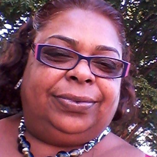 Housekeeper Provider Elma S's Profile Picture