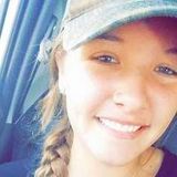 Babysitter Offered in Oak Grove