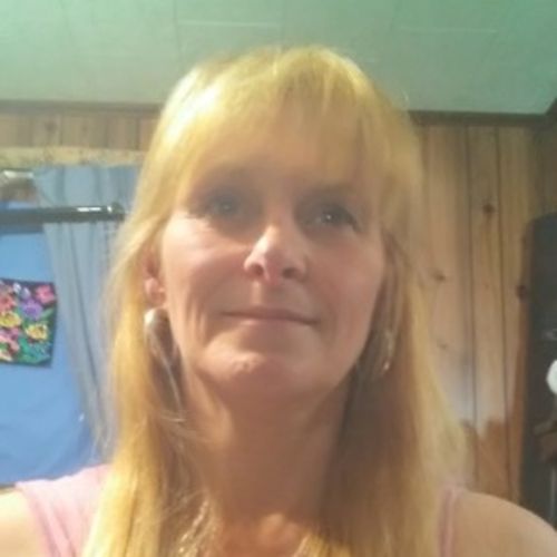 Elder Care Provider Andrea V's Profile Picture