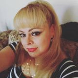 Flexible Babysitter in California State