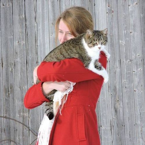 Pet Care Provider Monica F's Profile Picture