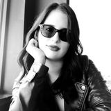 Baby Sitter with Flexible Schedule Who Loves Children