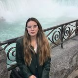 Loving young woman who loves children looking for a babysitting job