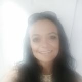 Organizer/Housekeeper/Personal Assistant - Looking for homes/offices to clean