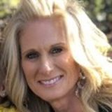 Hi Kiddos! Fun loving, caring, honest, & reliable nanny who loves to play, educate & love you like my own!
