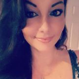 Experienced housekeeper interested in working in or near Portland,Texas