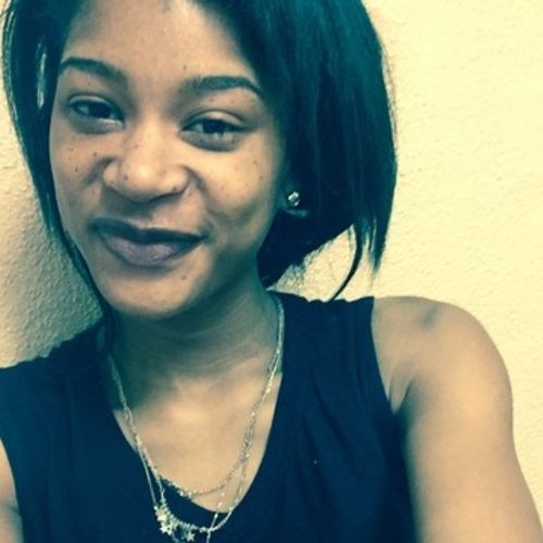 House Sitter Provider Lydasiah Yates's Profile Picture