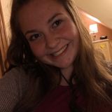 Caring babysitter from Medina ready to have some fun :)