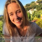 Experienced Babysitter in Victoria