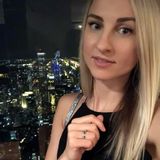 Im looking for a free photographer.
