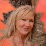 Excellent House sitter that loves fur babies- reliable- dependable -professional-pool maintenance, lawn maintenance