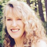 Professional and devoted pet sitter, very experienced in cat care