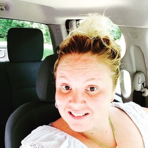 Housekeeper Provider Whitney M's Profile Picture