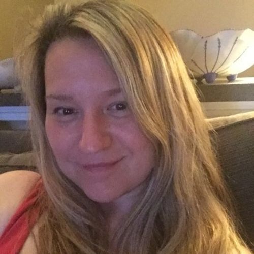 House Sitter Provider Gyongyi Kovacs's Profile Picture