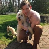 I really love animals especially Dogs and am looking for a way to earn money and do something I love!