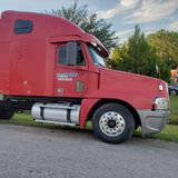 Flat weekly salary, no touch/drop and hook freight, run only a 250 mile radius from your assigned hub. Friendly, family owned