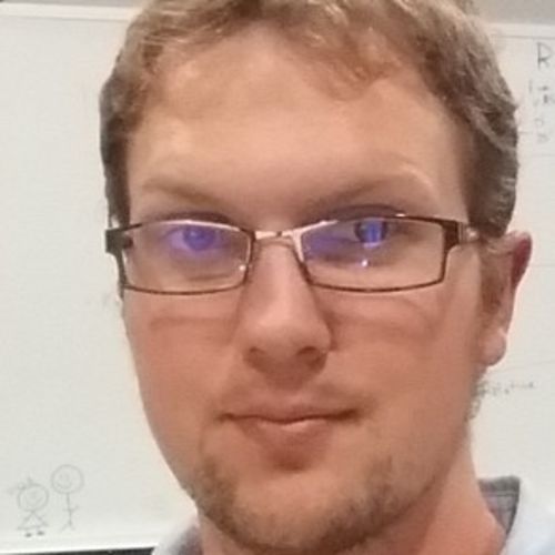 House Sitter Provider Avery Yeary's Profile Picture