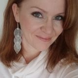 Loving and compassionate home caregiver seeking elderly companions in need