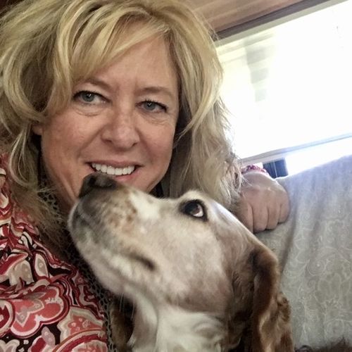 Pet Care Provider Julie H's Profile Picture
