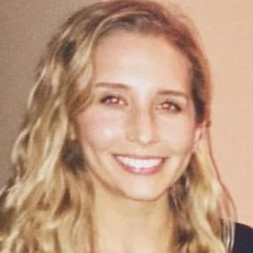 House Sitter Provider Emily McNeil's Profile Picture