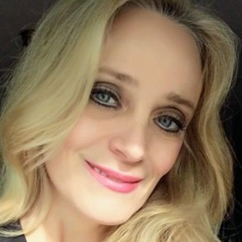 House Sitter Provider Alison Caltrider's Profile Picture