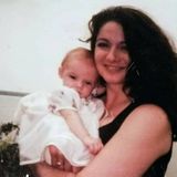 Babysitter Offered in Desoto