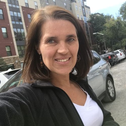House Sitter Provider Lindsey D's Profile Picture