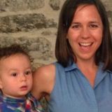 Looking for Babysitter in Sandy Hill