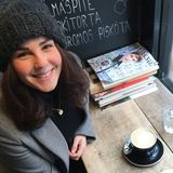 Looking to be a live in nanny