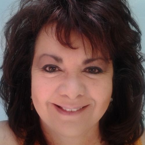 House Sitter Provider Roxanne T's Profile Picture