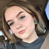Fun girl who lives to babysit in tulsa!
