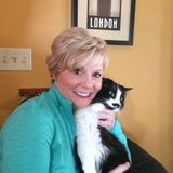 Experienced dog/cat sitter at your service! Love is our specialty!