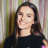 My name is Eliza! I am a 20 year old student and Etobicoke is my home. Offering full time summer nannying May-August.