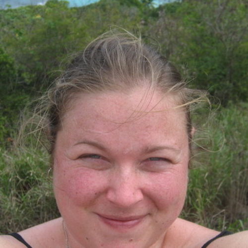 House Sitter Provider Larra C's Profile Picture