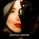 I am a creative and dedicated contemporary photographer based in Montreal, QC.