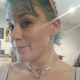 Borderline Obsessive Compulsive Begs To Clean Your House!