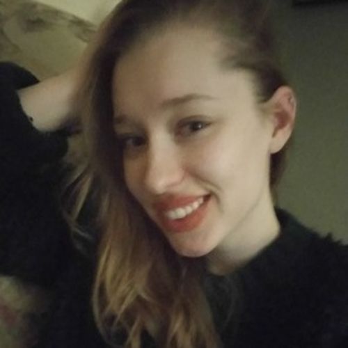 House Sitter Provider Esther P's Profile Picture