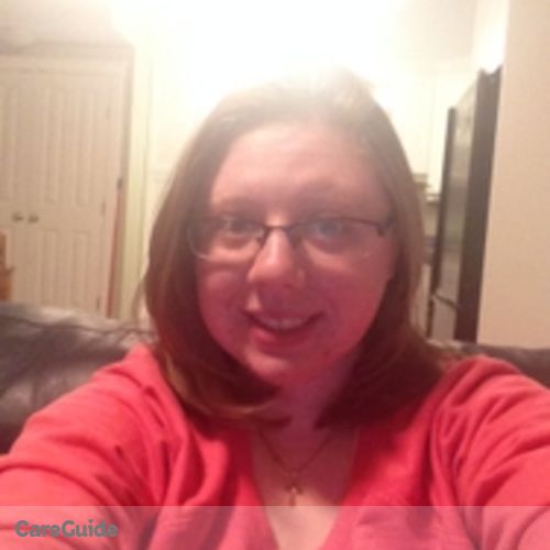 Canadian Nanny Provider Lindsey P's Profile Picture